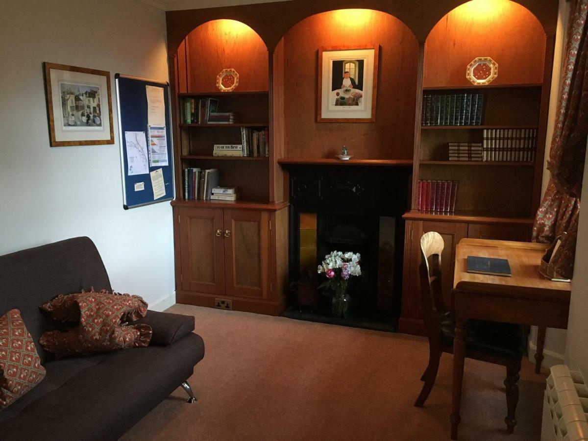 Castle Peroch Apartment Dunkeld Bagian luar foto